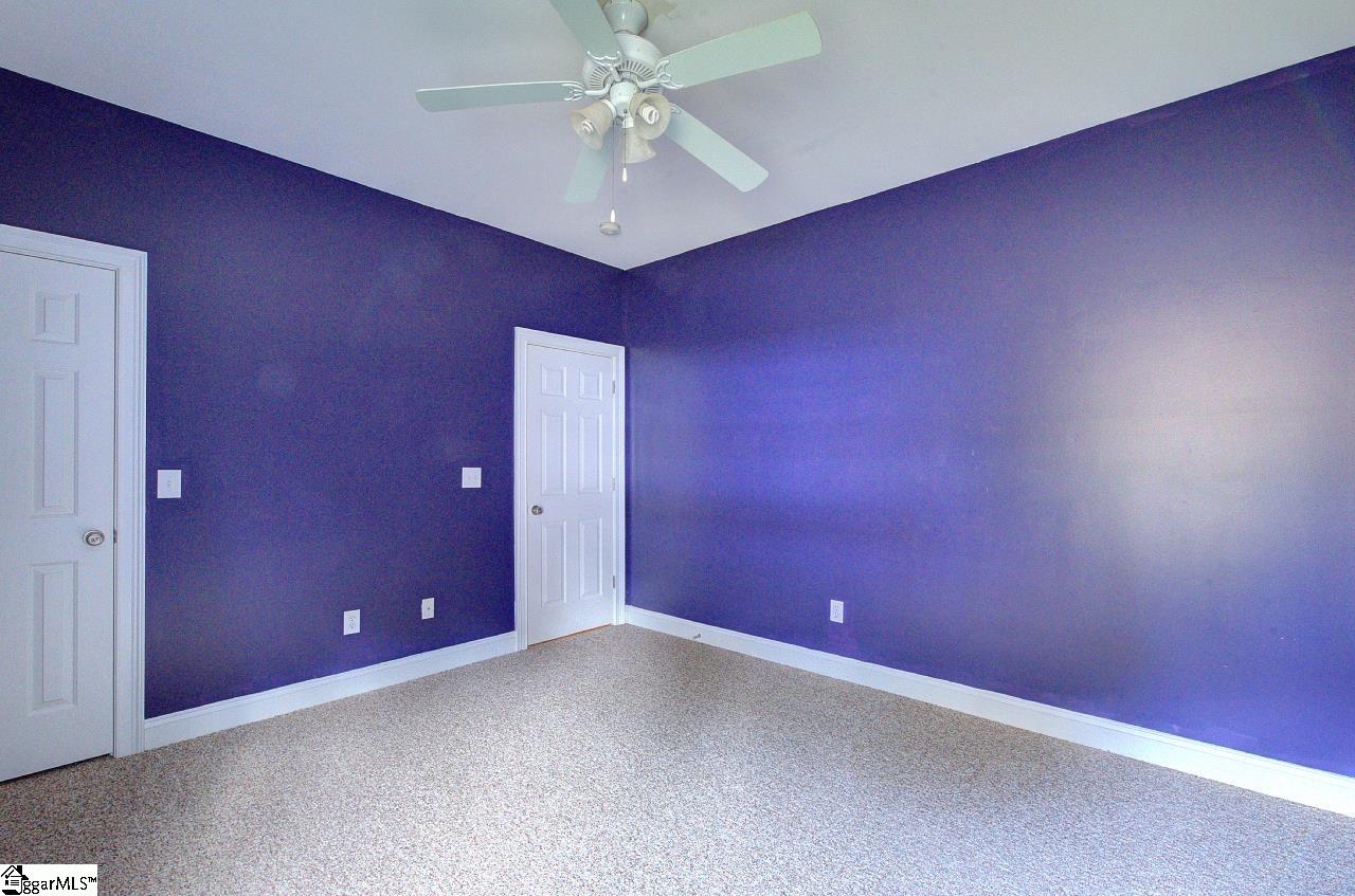 229 E Thistle Lane