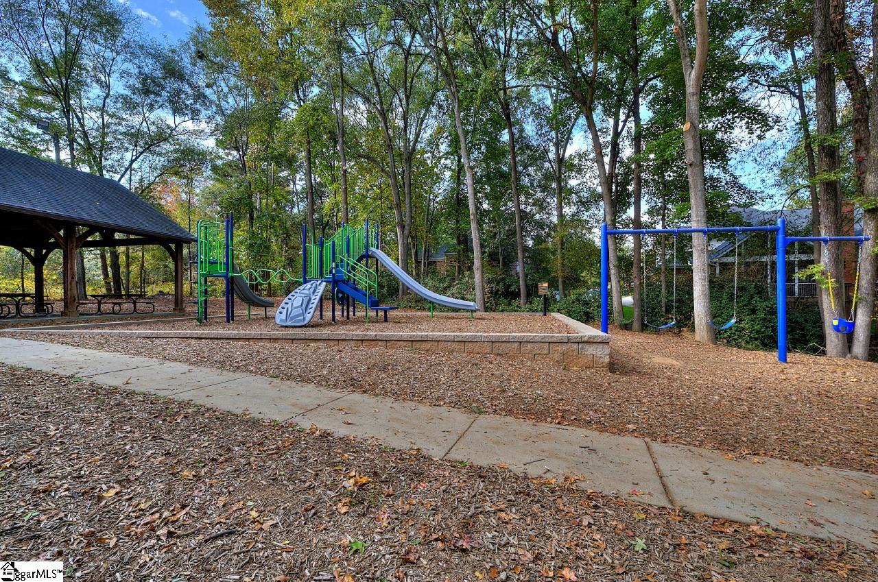 229 E Thistle Lane