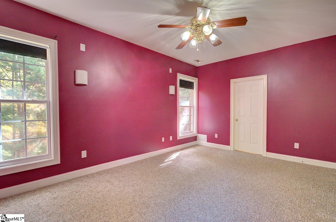 229 E Thistle Lane