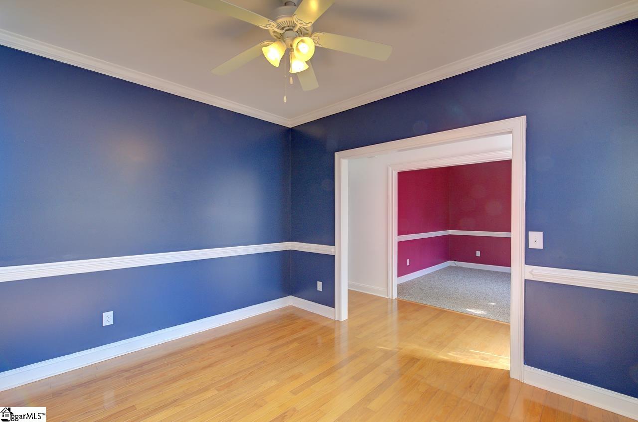 229 E Thistle Lane