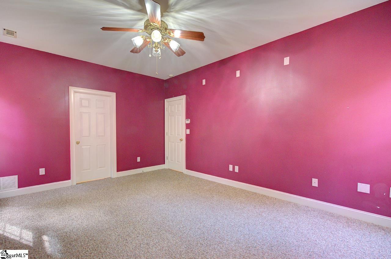 229 E Thistle Lane