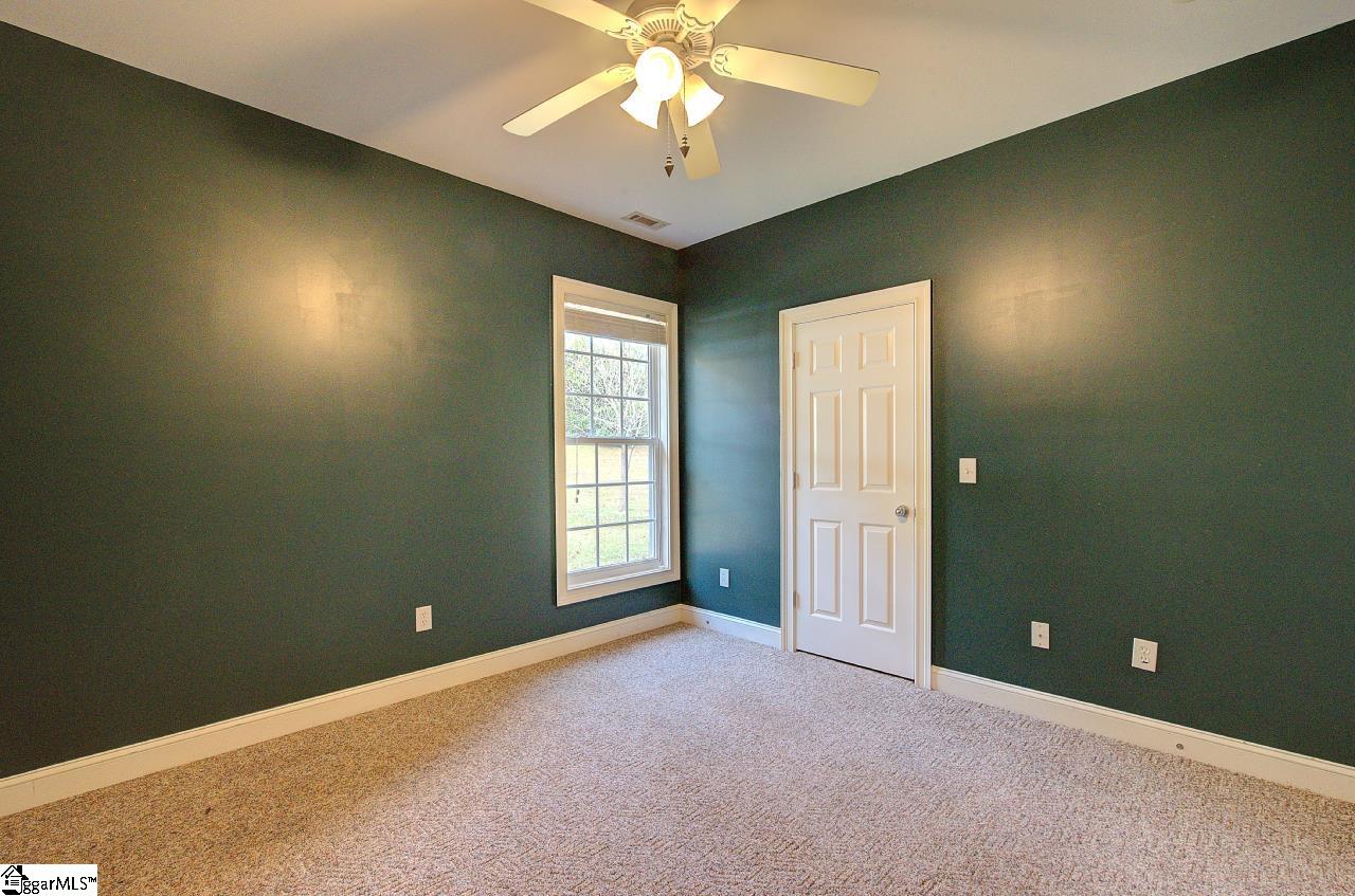 229 E Thistle Lane