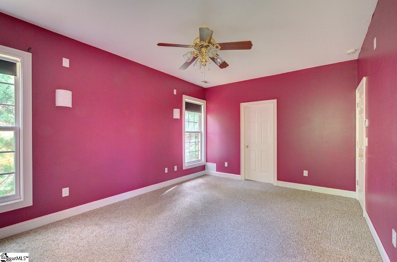 229 E Thistle Lane