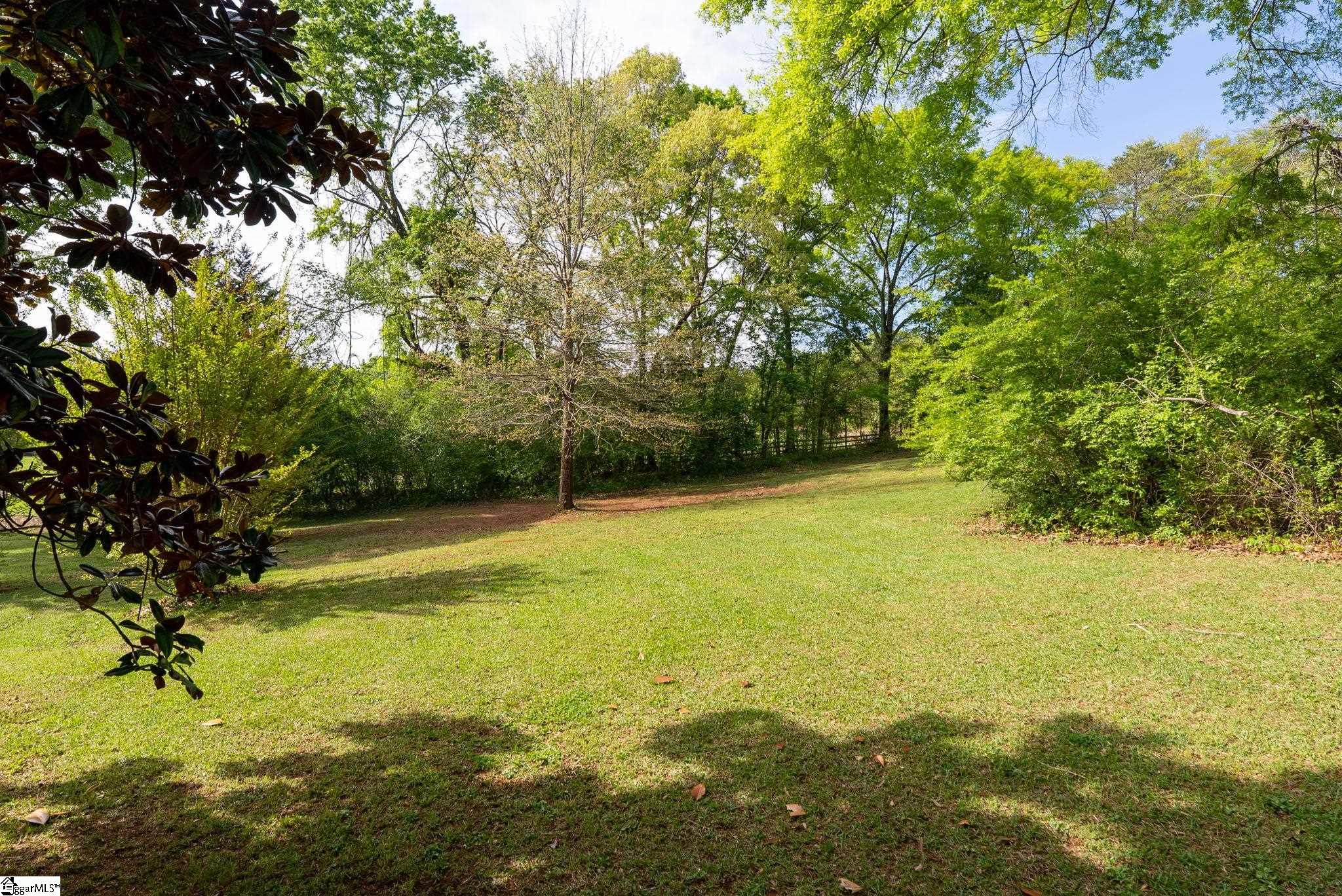 528 Riveredge Court