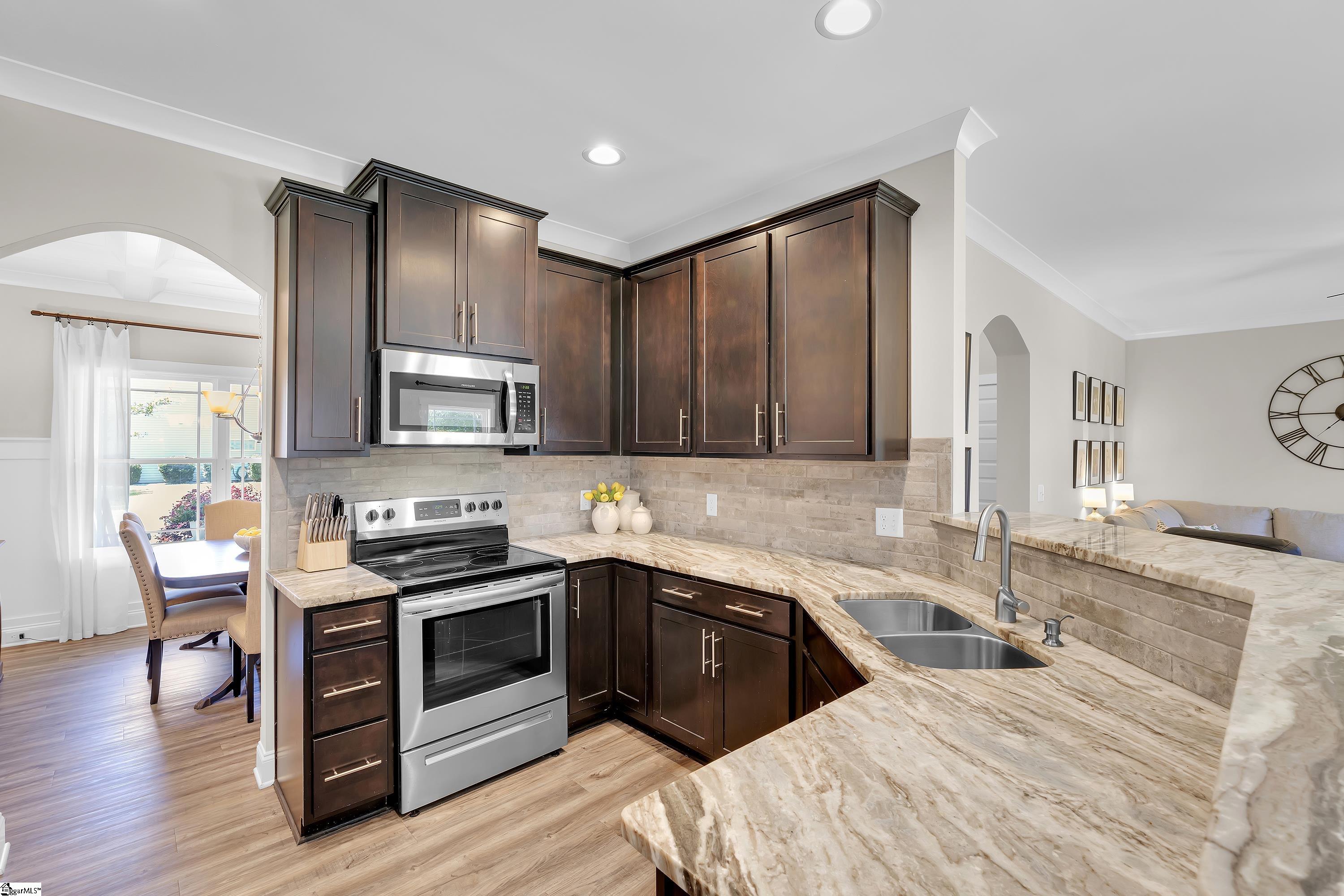 14 Stonebury Drive