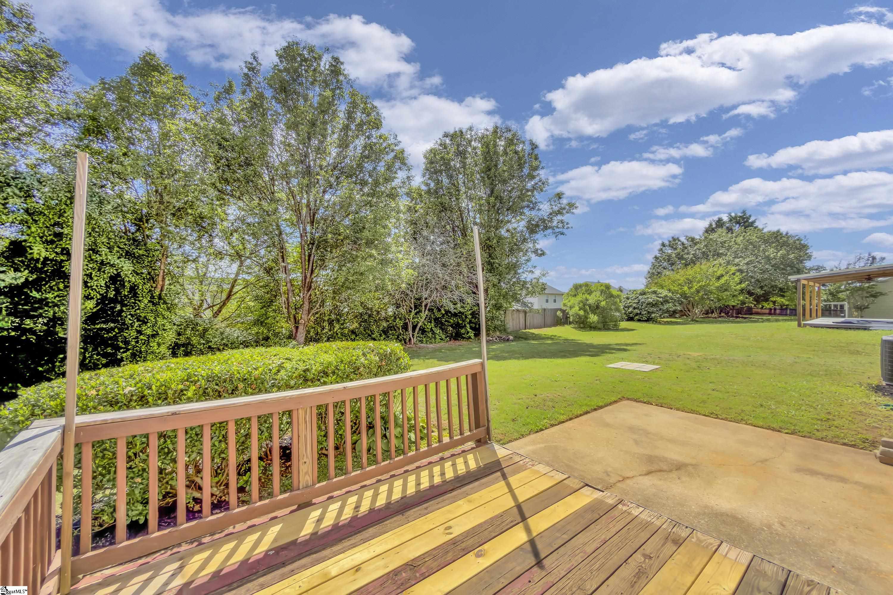 342 Riverside Chase Circle