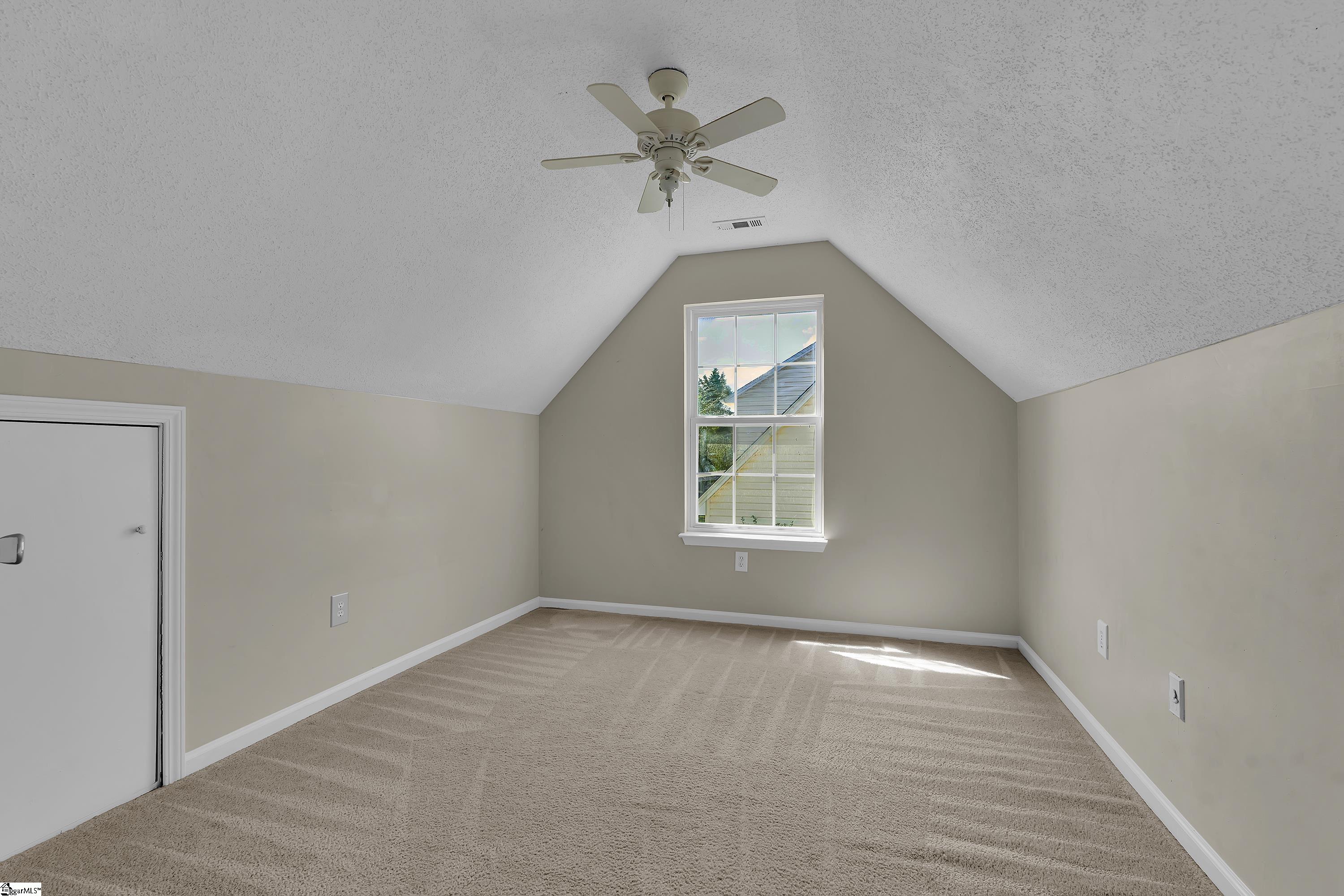 342 Riverside Chase Circle