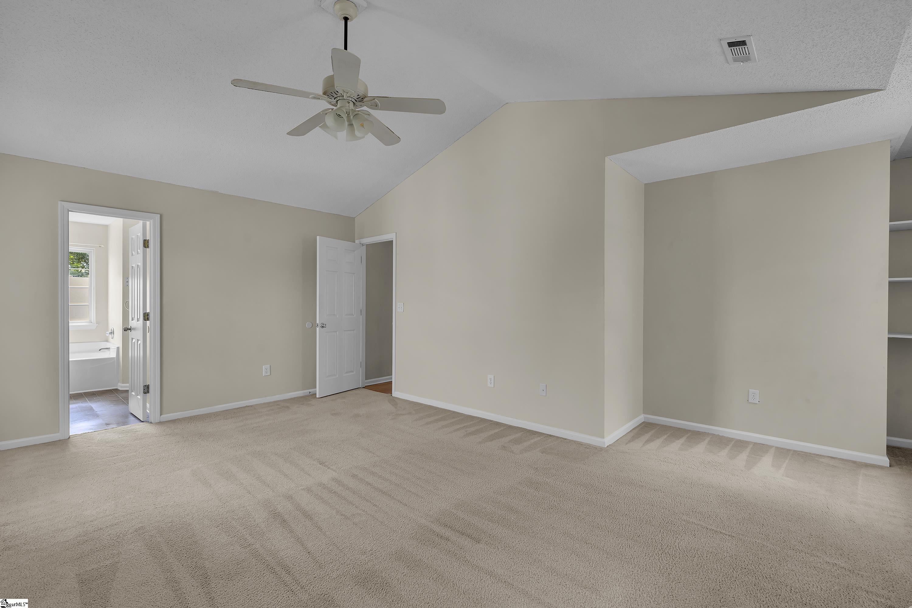 342 Riverside Chase Circle