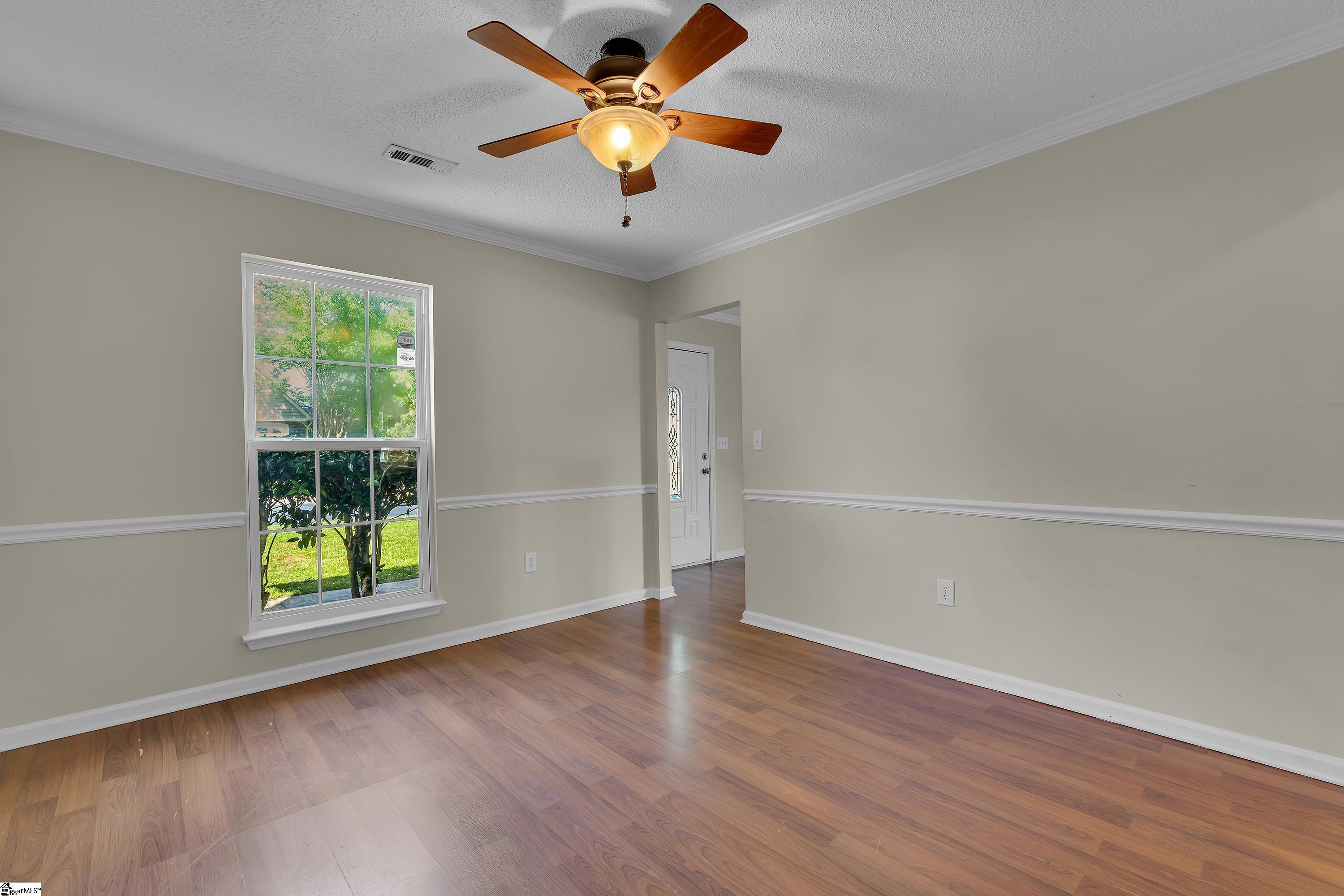 342 Riverside Chase Circle