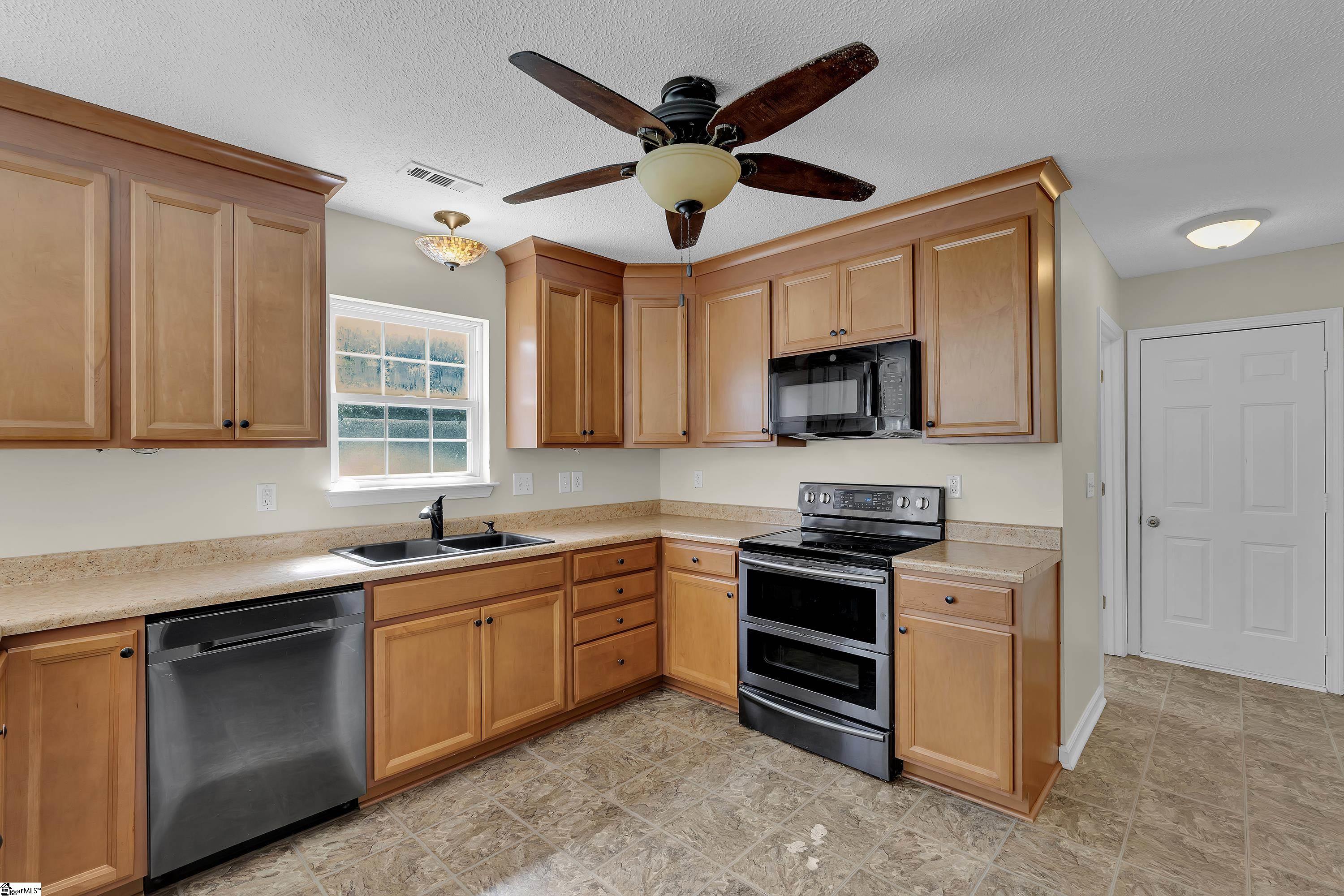 342 Riverside Chase Circle