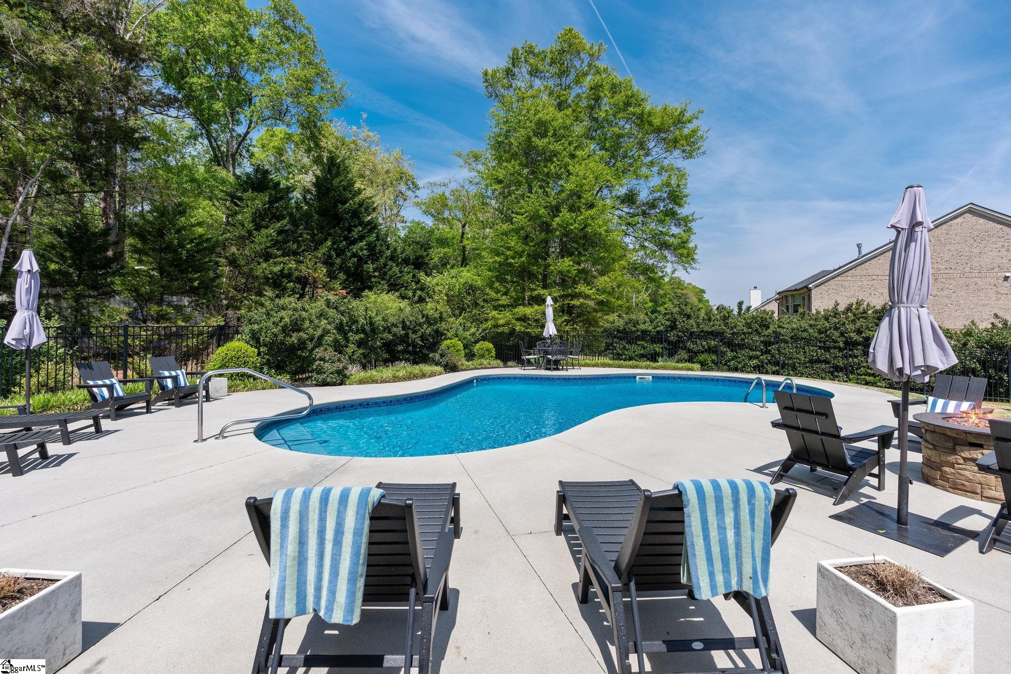 235 Tuxedo Lane