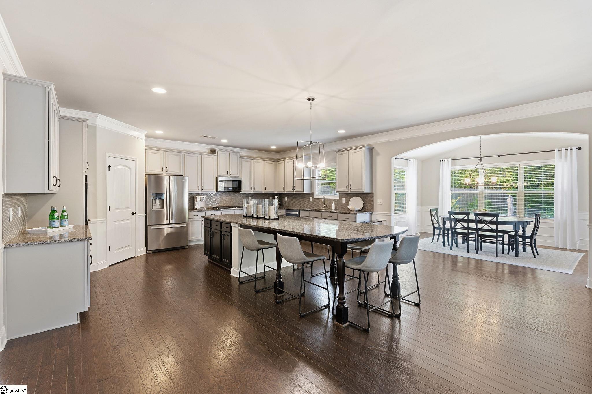 235 Tuxedo Lane