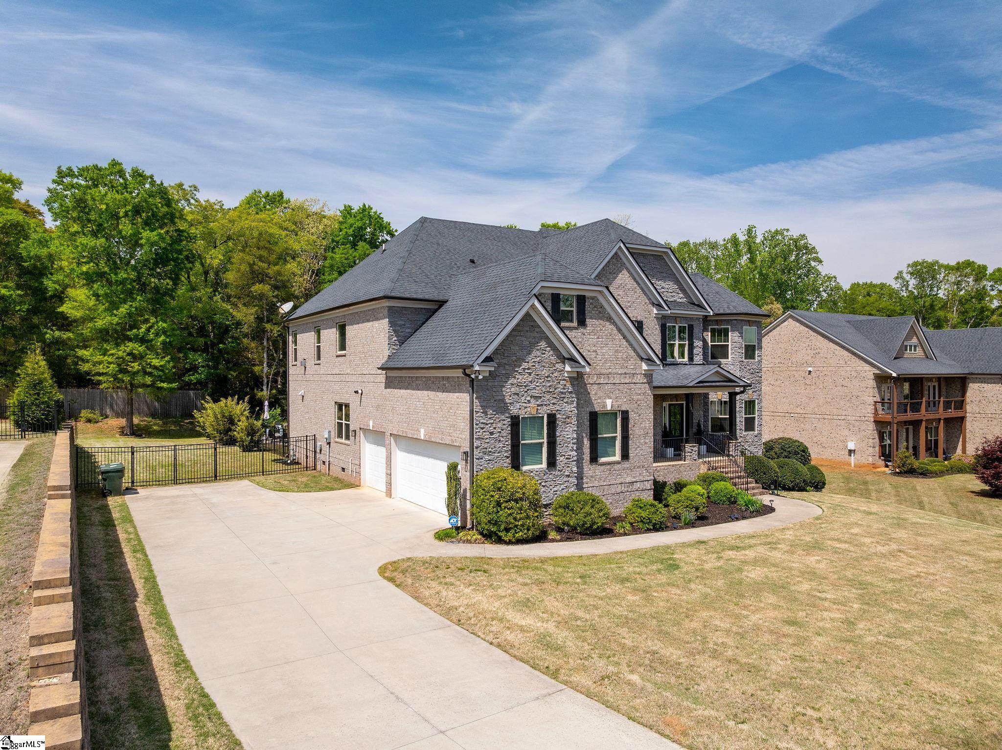 235 Tuxedo Lane