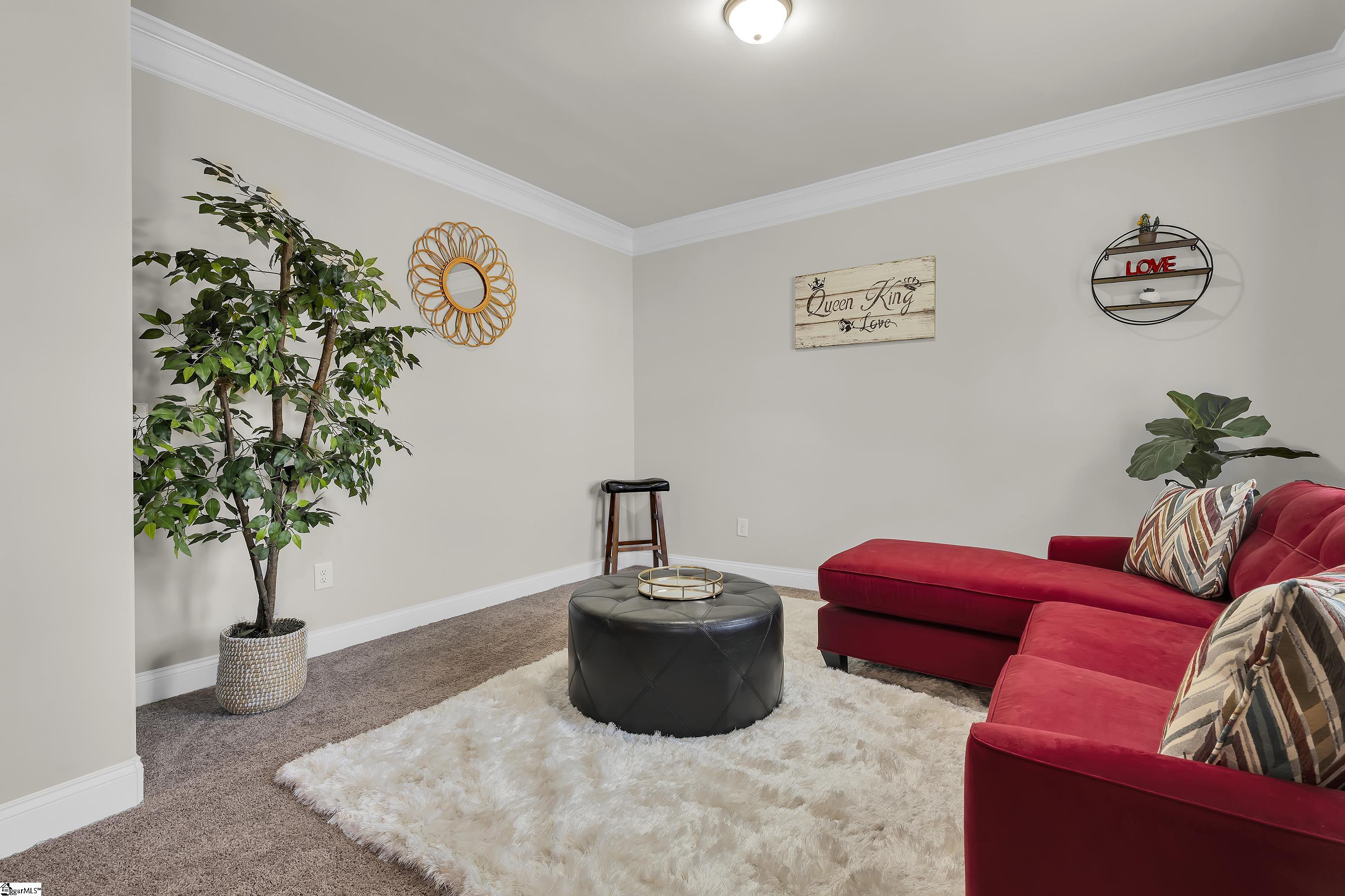 3 Dunsborough Drive