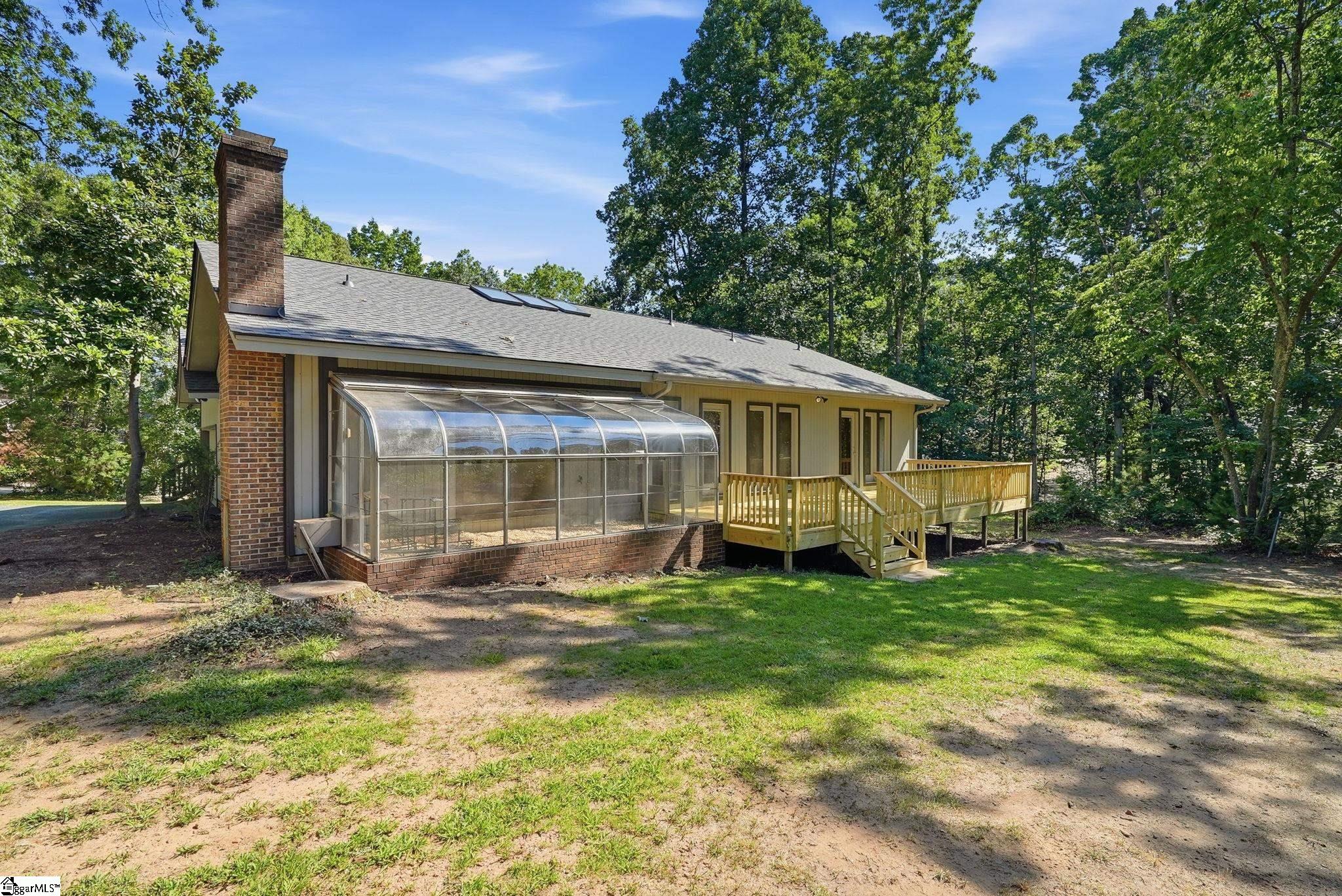 2 Red Oak Road