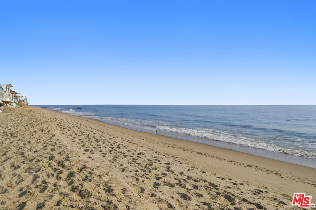 21938 PACIFIC COAST HWY