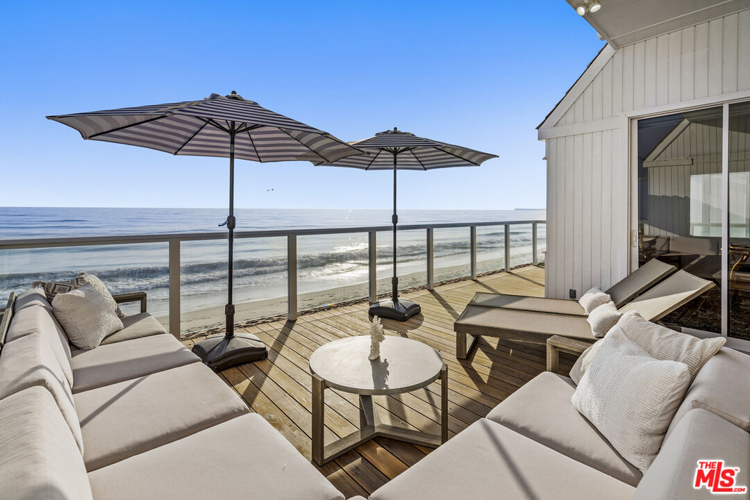 21938 PACIFIC COAST HWY