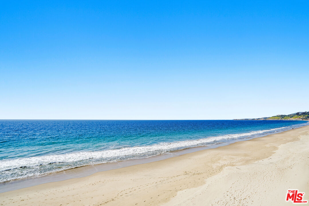 21938 PACIFIC COAST HWY