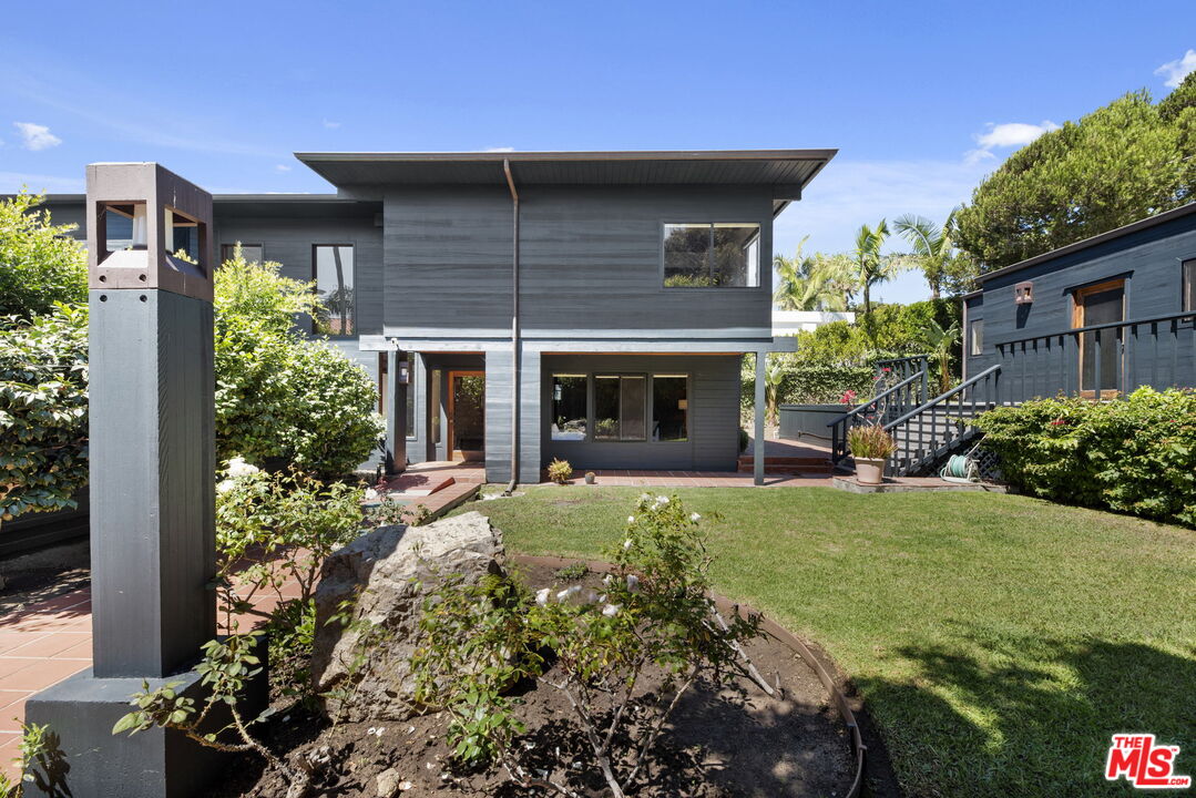 31648 Broad Beach Rd