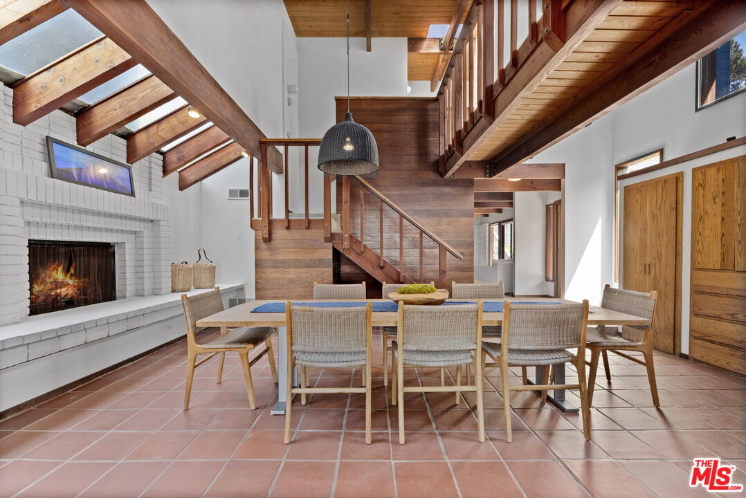 31648 Broad Beach Rd