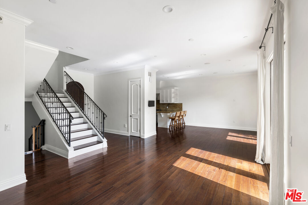 1127 Princeton St Unit: 102