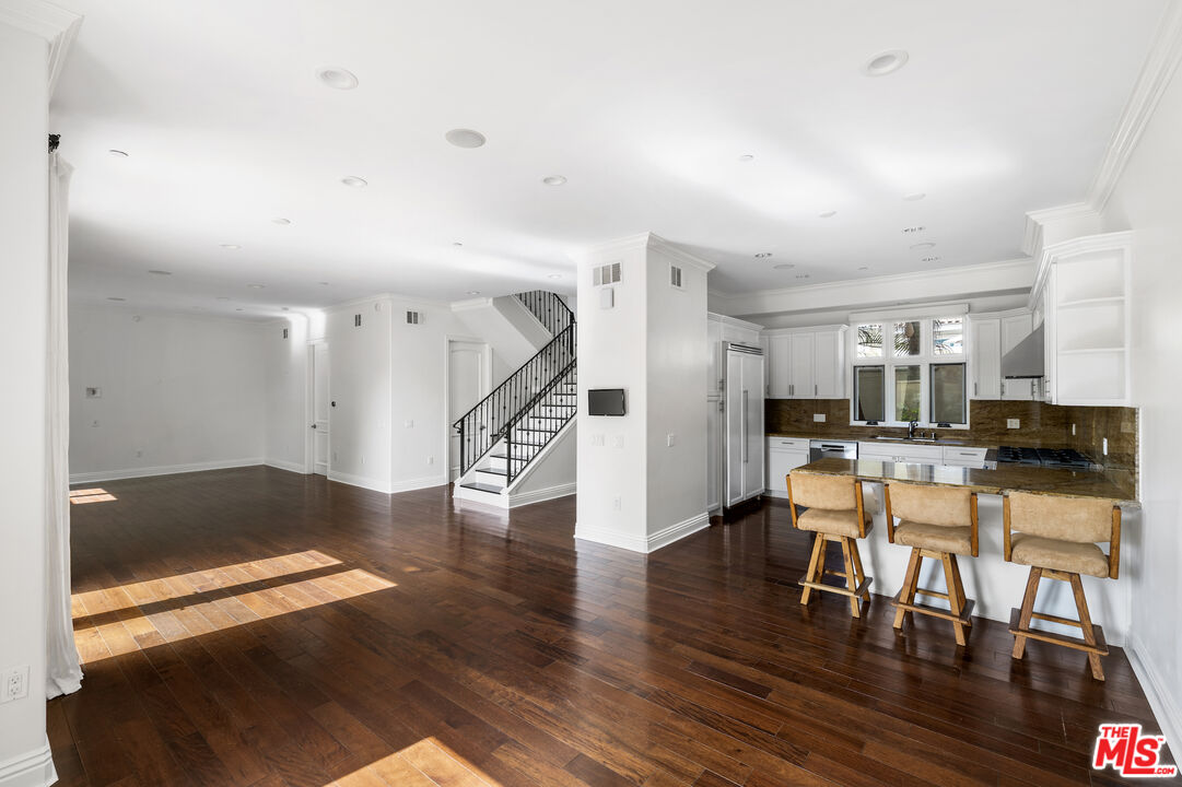 1127 Princeton St Unit: 102