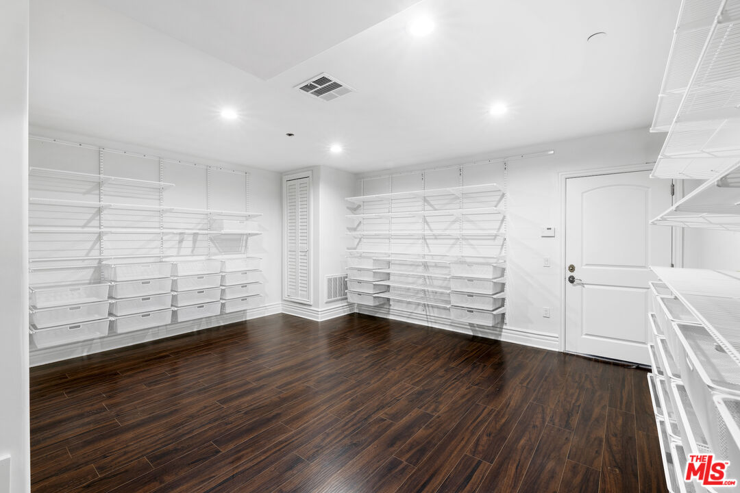 1127 Princeton St Unit: 102