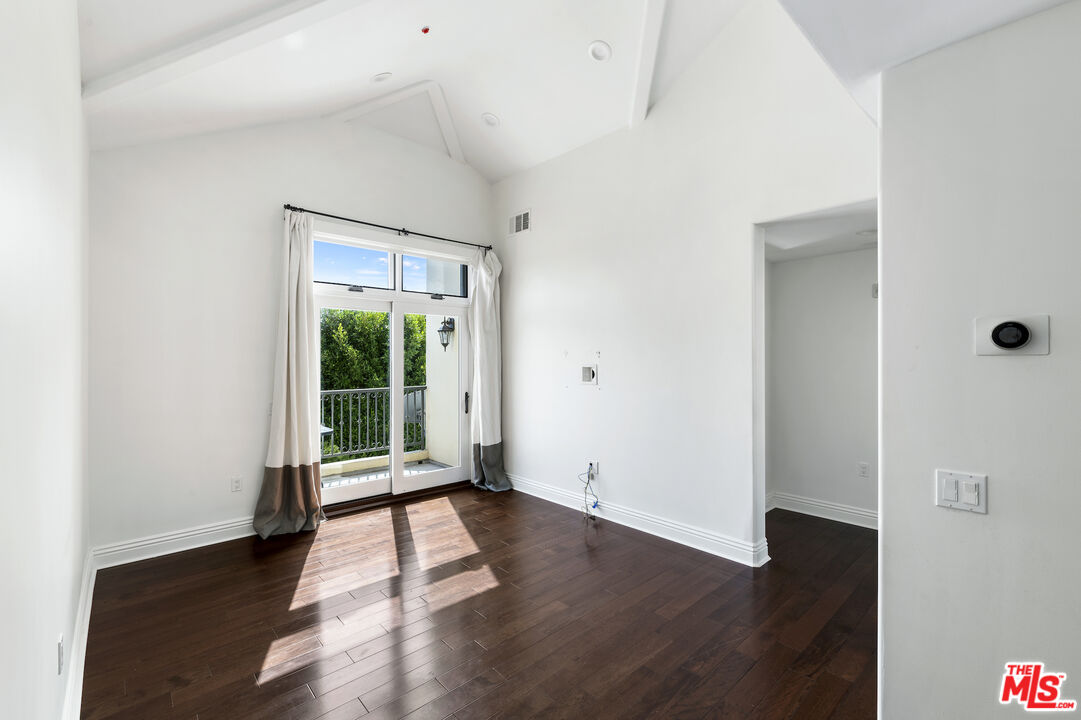 1127 Princeton St Unit: 102