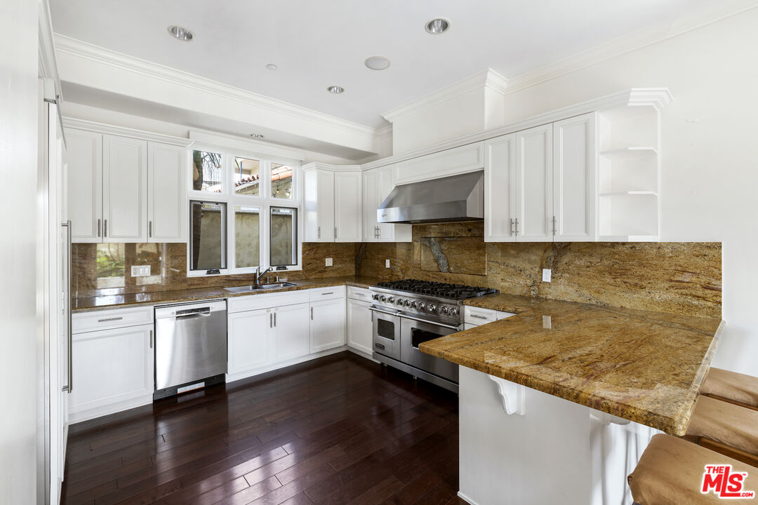 1127 Princeton St Unit: 102