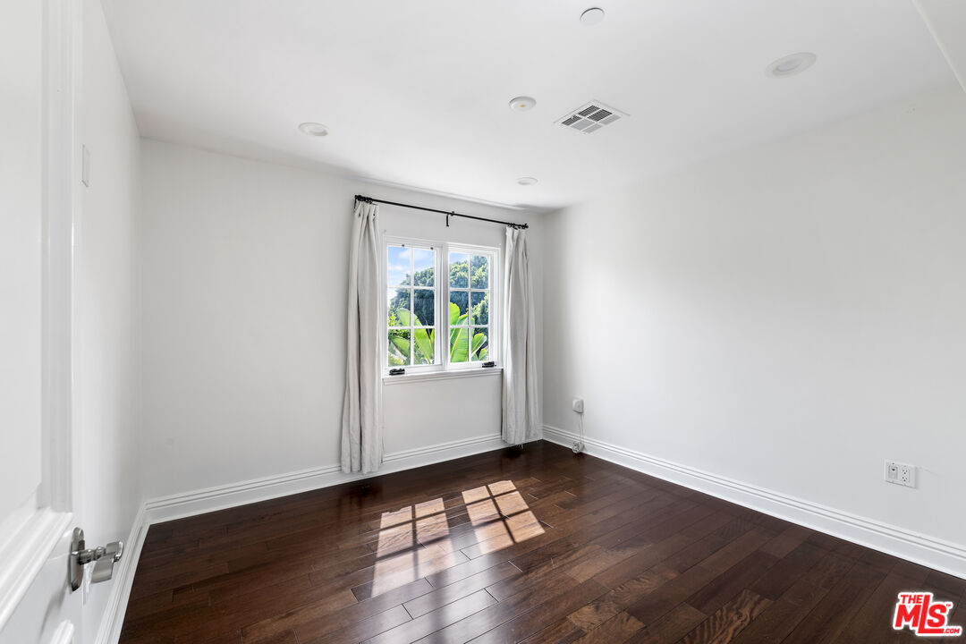 1127 Princeton St Unit: 102