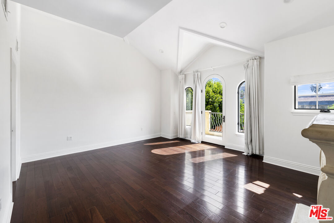 1127 Princeton St Unit: 102