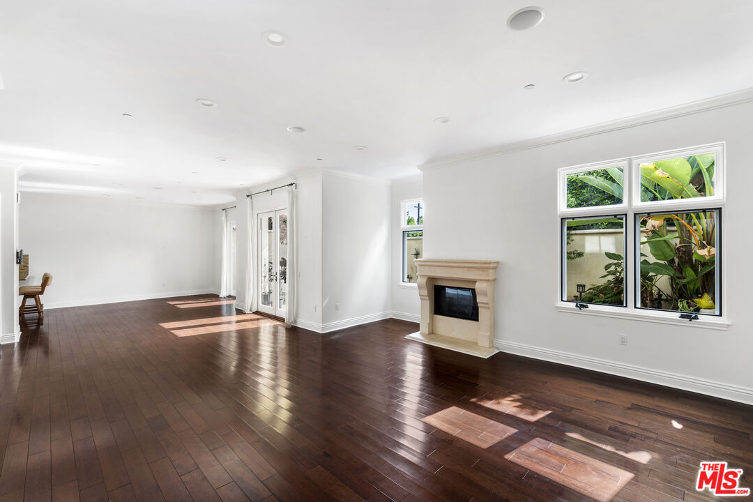 1127 Princeton St Unit: 102