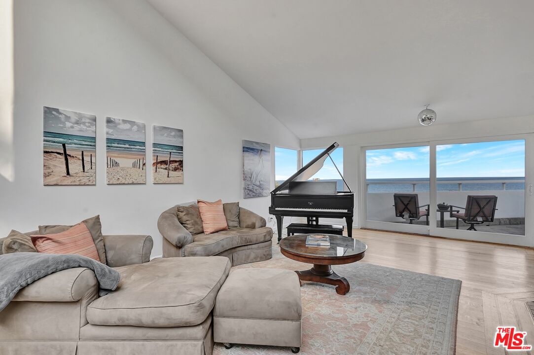 21625 Pacific Coast Hwy