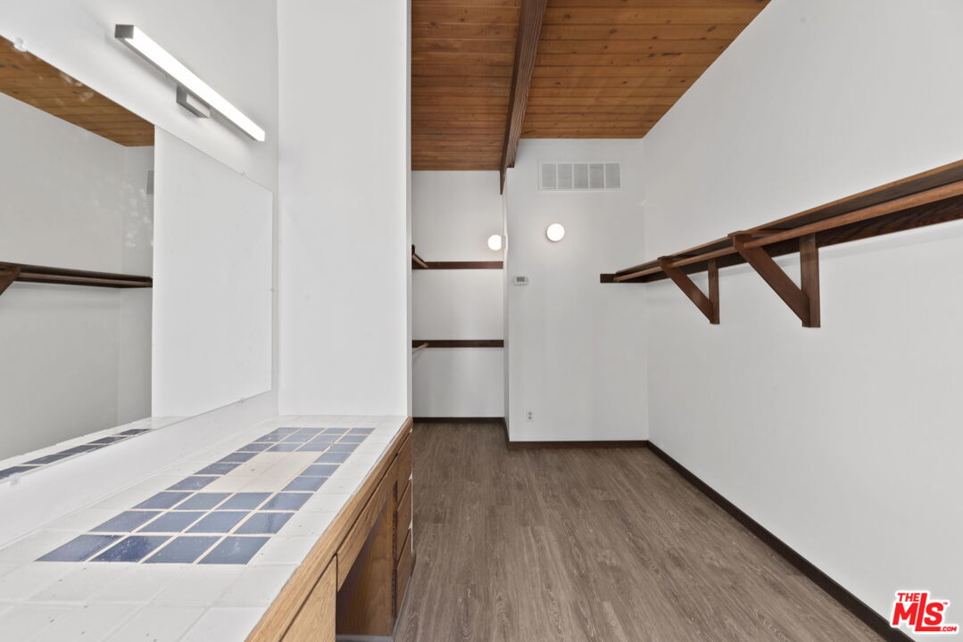 31648 Broad Beach Rd