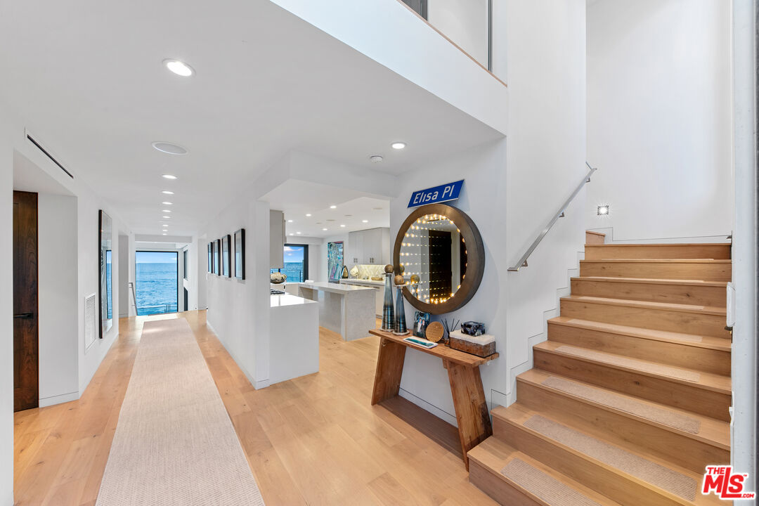24146 Malibu Rd