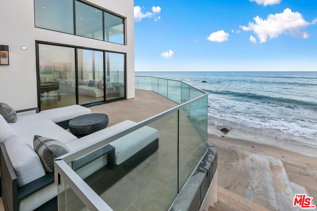 24146 Malibu Rd