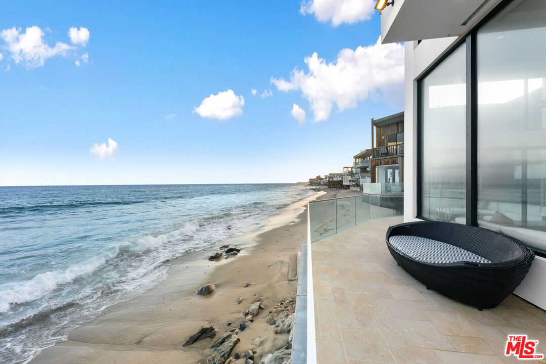 24146 Malibu Rd