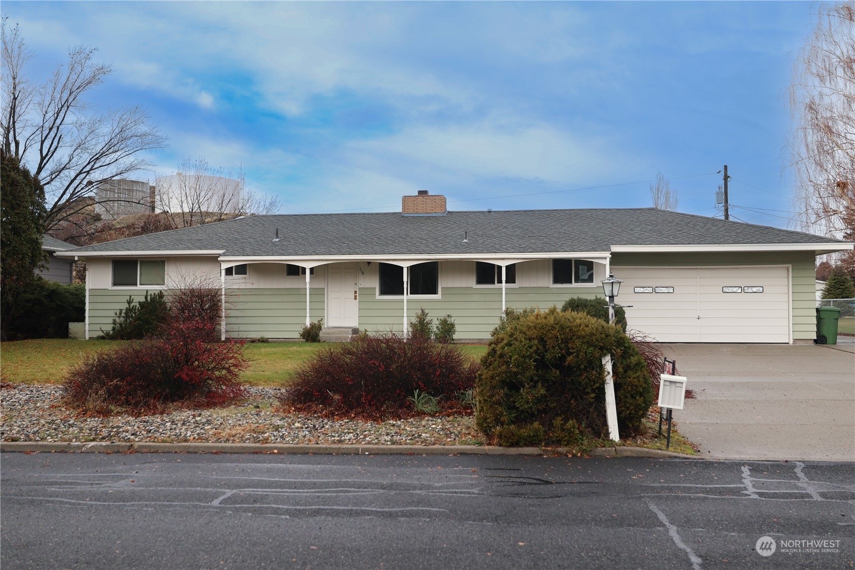 116 Silver Drive