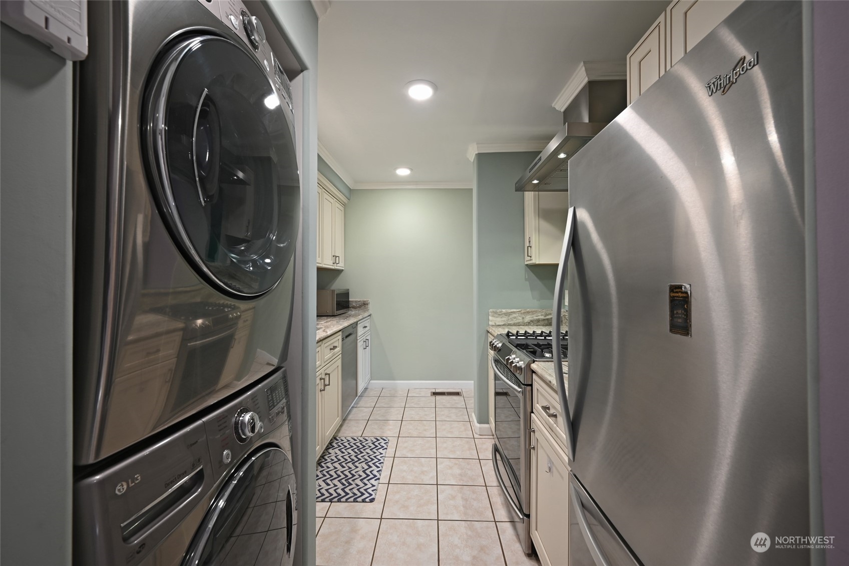 10921 Glen Acres Drive S Unit: C
