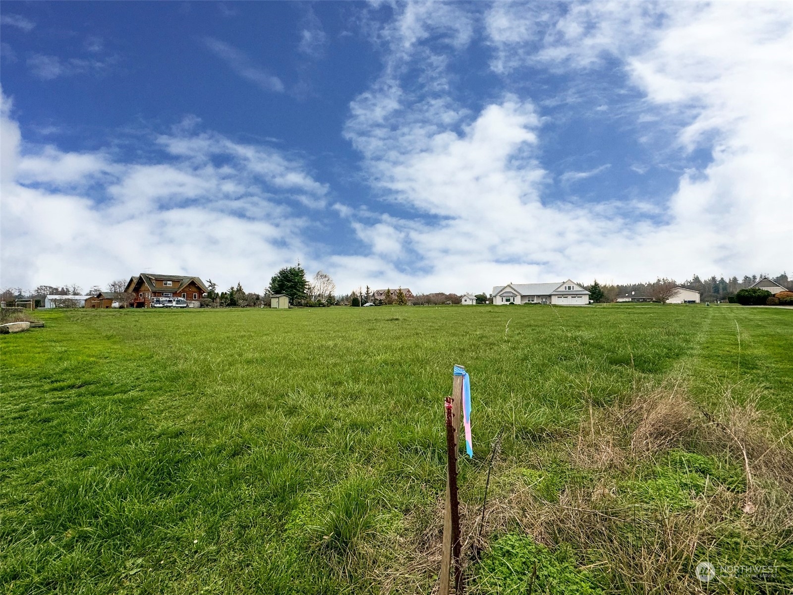 999 Macawa Trail