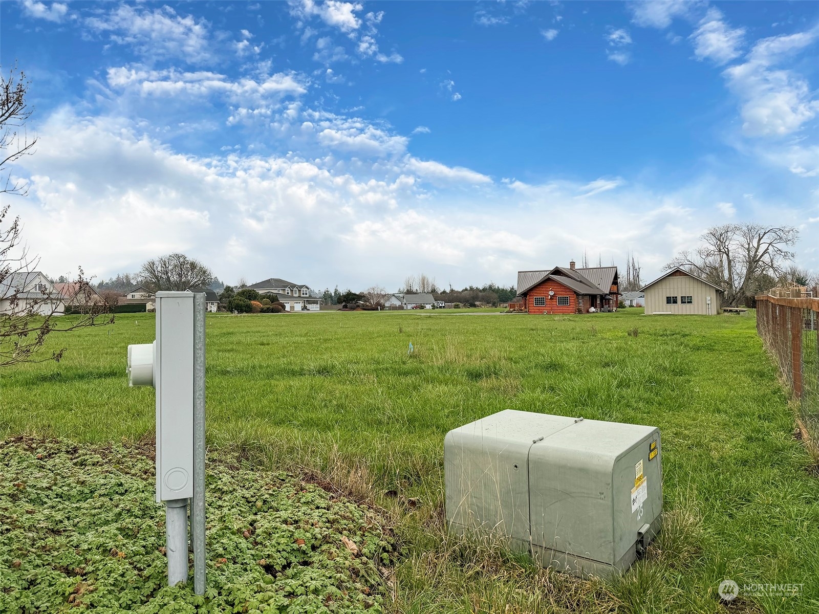 999 Macawa Trail