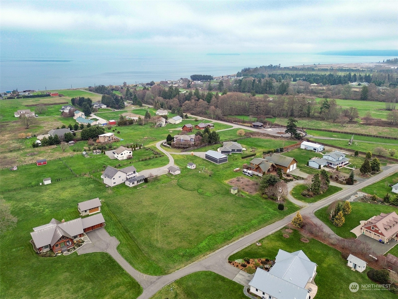 999 Macawa Trail