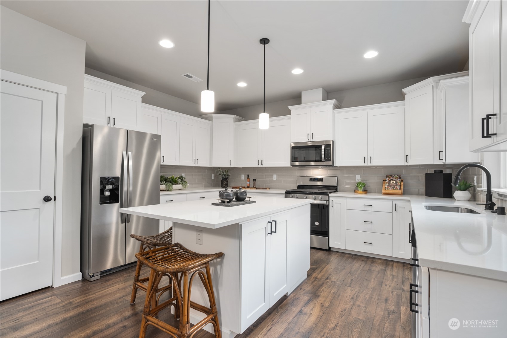 16510 8th Avenue E Unit: 14