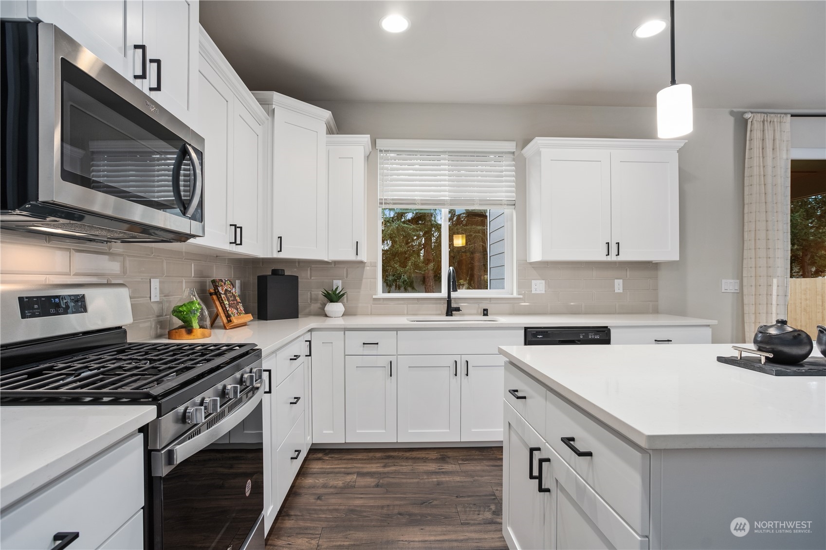 16510 8th Avenue E Unit: 14
