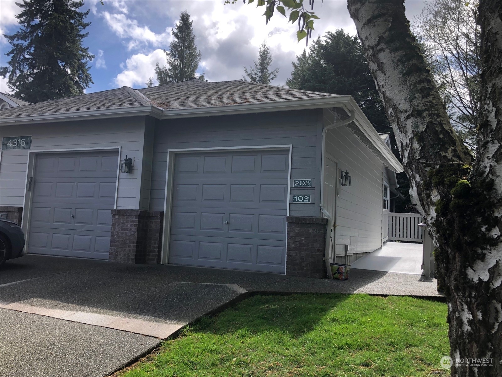 4316 Stonebridge Way Unit: 203