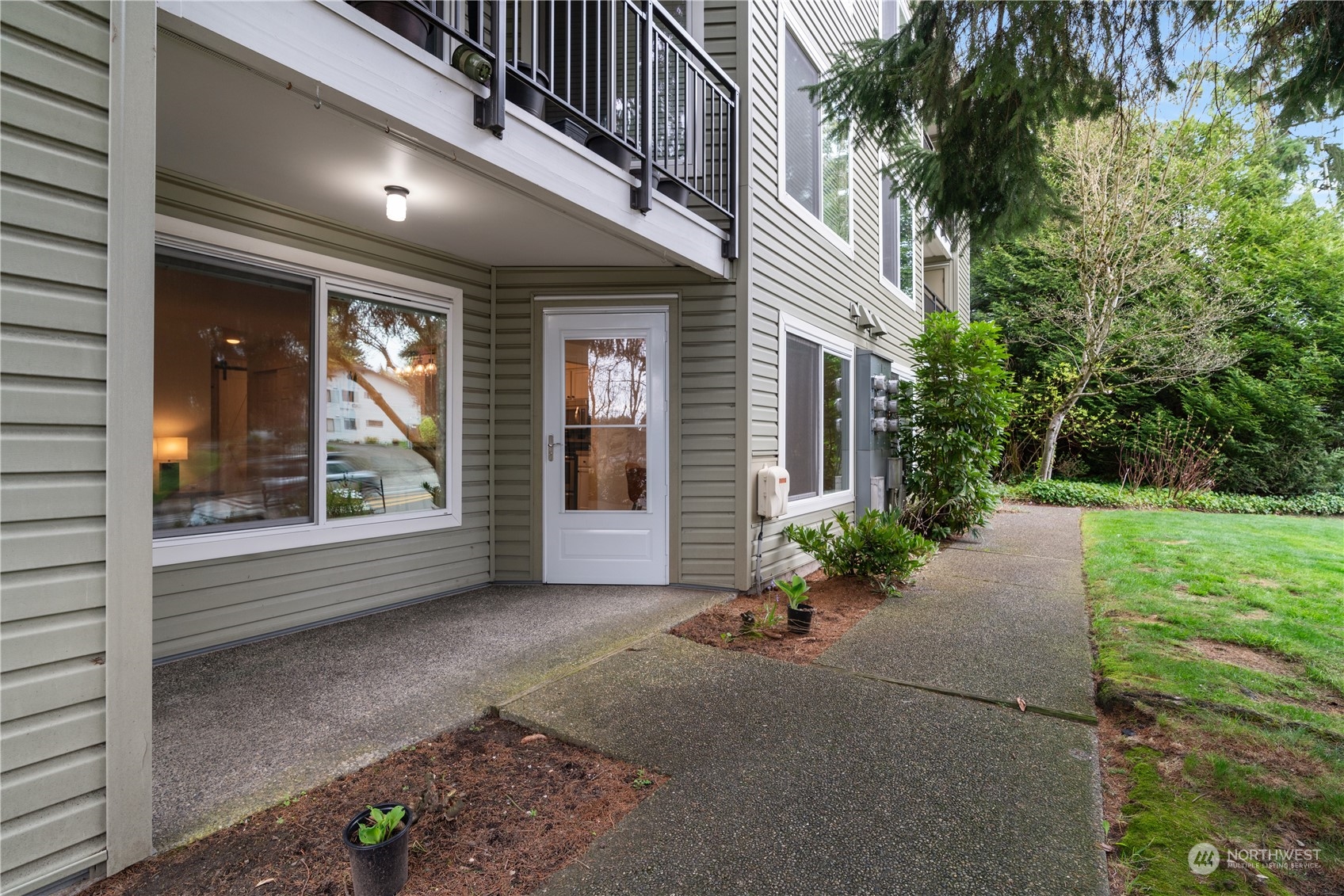 12728 NE 144th Street Unit: F102