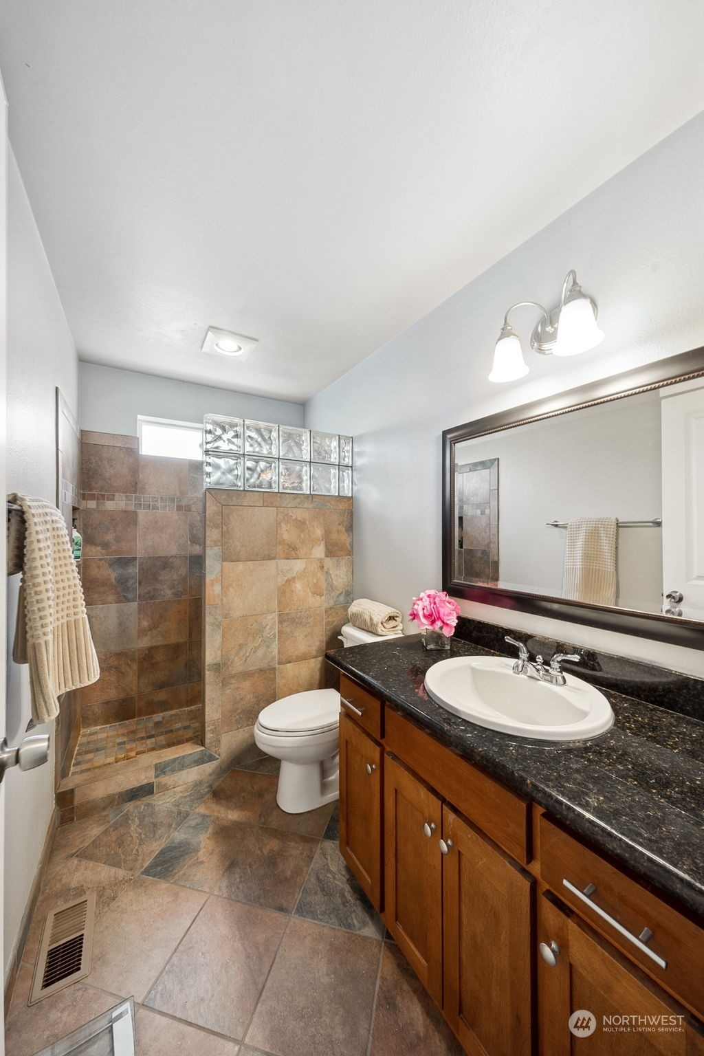 5002 79th Avenue Ct E Unit: B