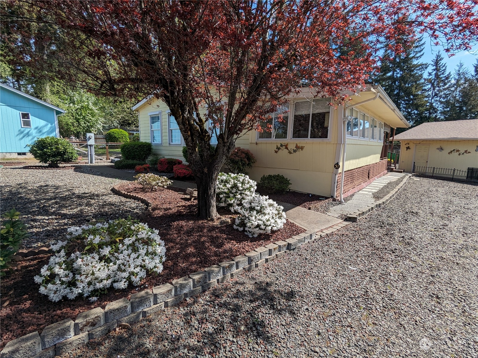 51 SE Canna Place