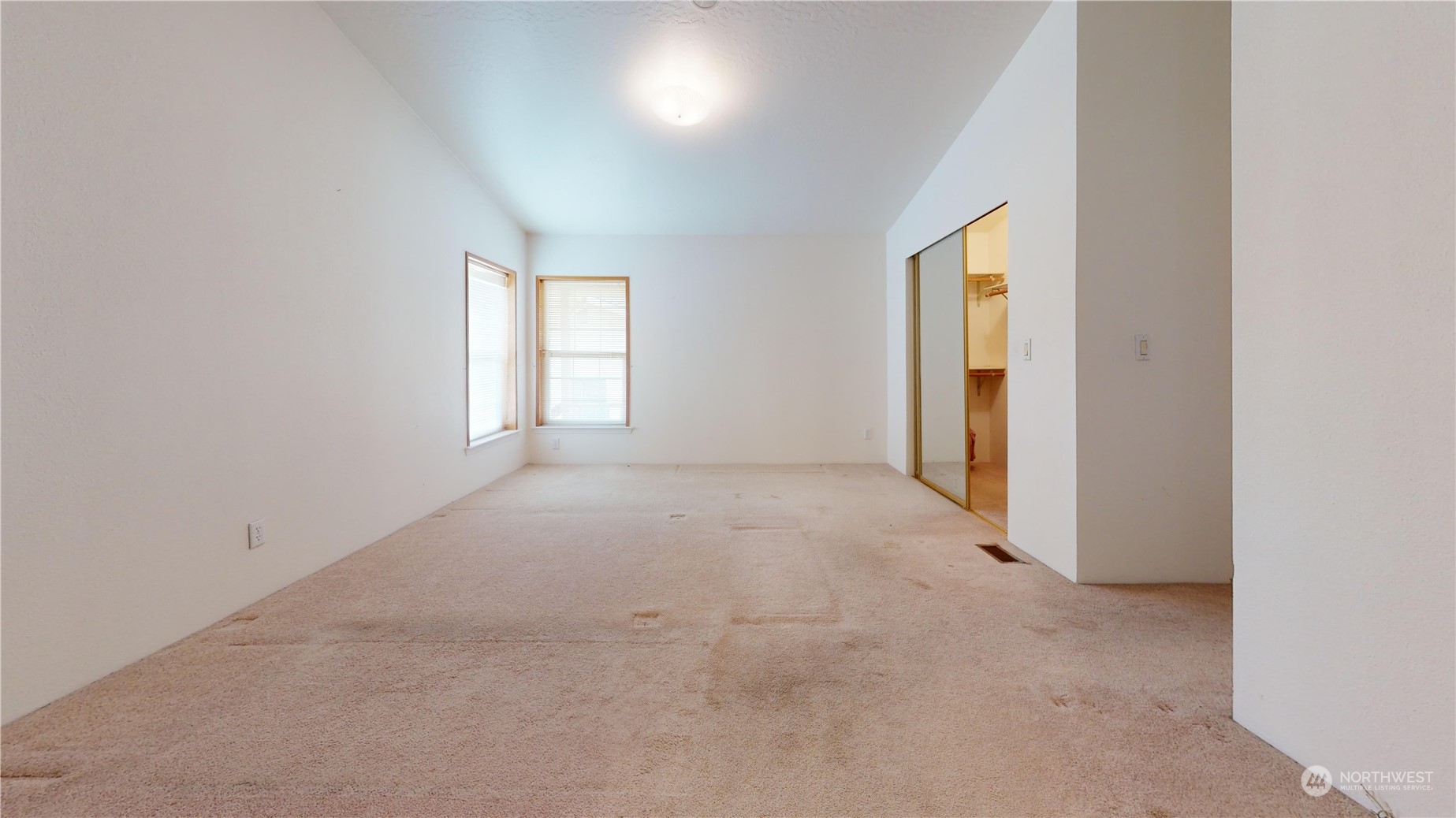 51 SE Canna Place
