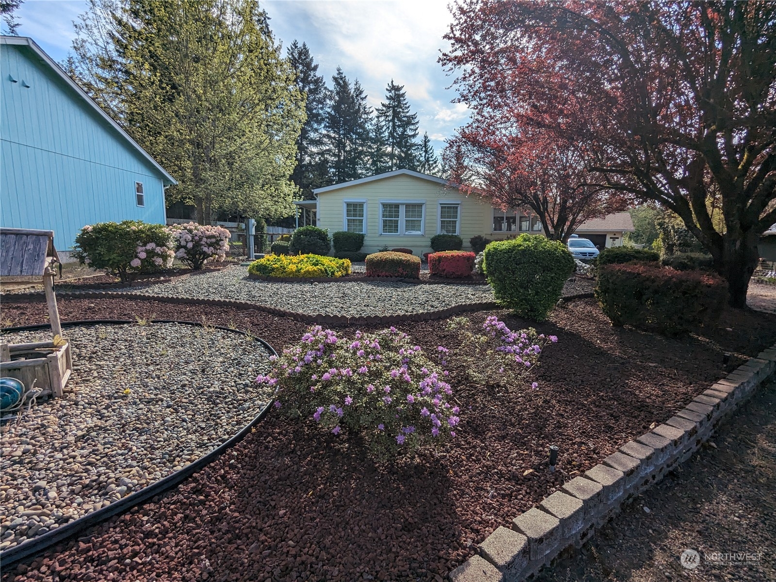 51 SE Canna Place